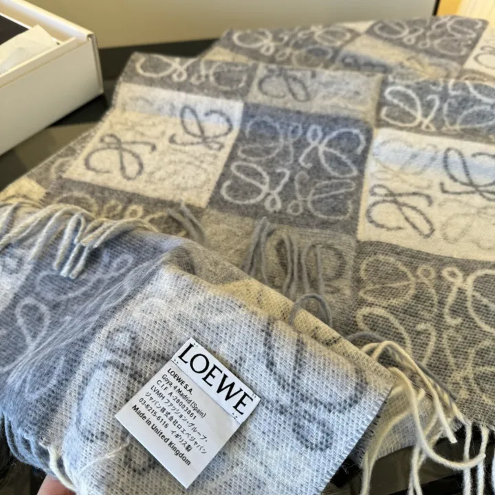 スーパーコピー ロエベ マフラー