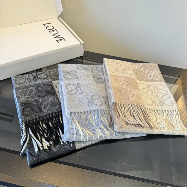 スーパーコピー ロエベ マフラー