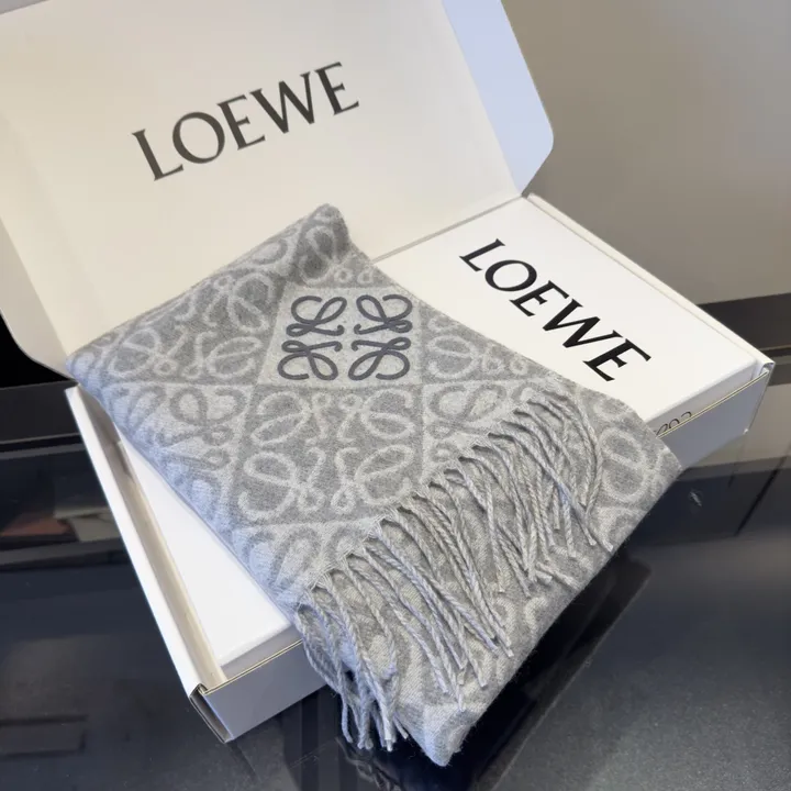 スーパーコピー ロエベ マフラー