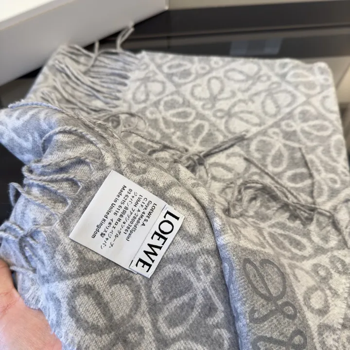 スーパーコピー ロエベ マフラー