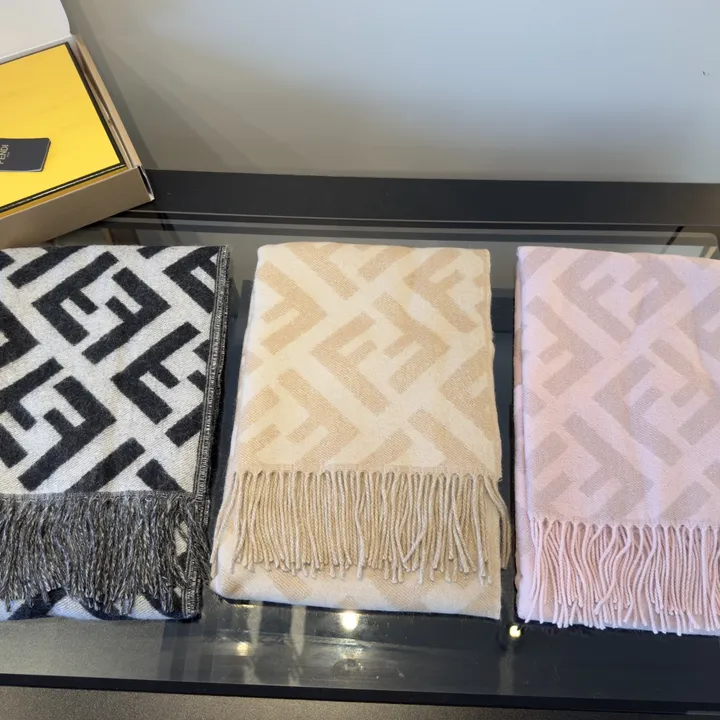 スーパーコピー ルイヴィトン マフラー