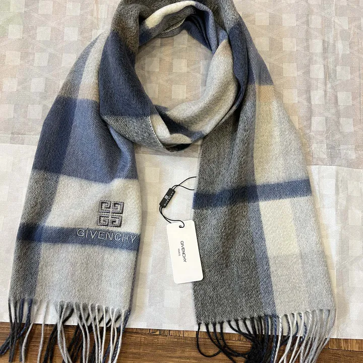 スーパーコピー ジバンシィ マフラー