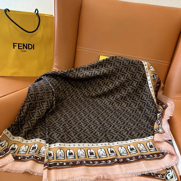 スーパーコピー フェンディ マフラー