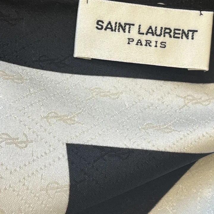 スーパーコピー バレンシアガ マフラー