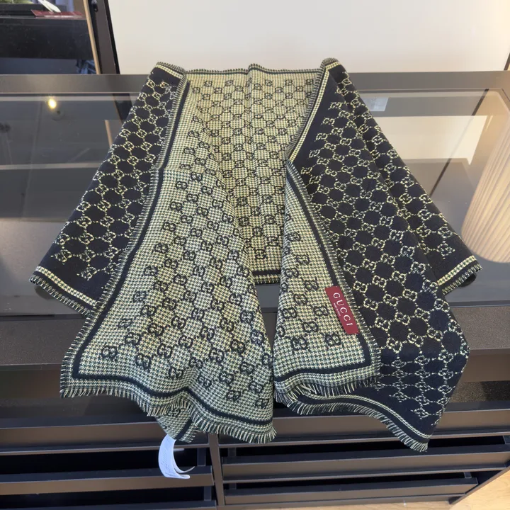 スーパーコピー グッチ マフラー