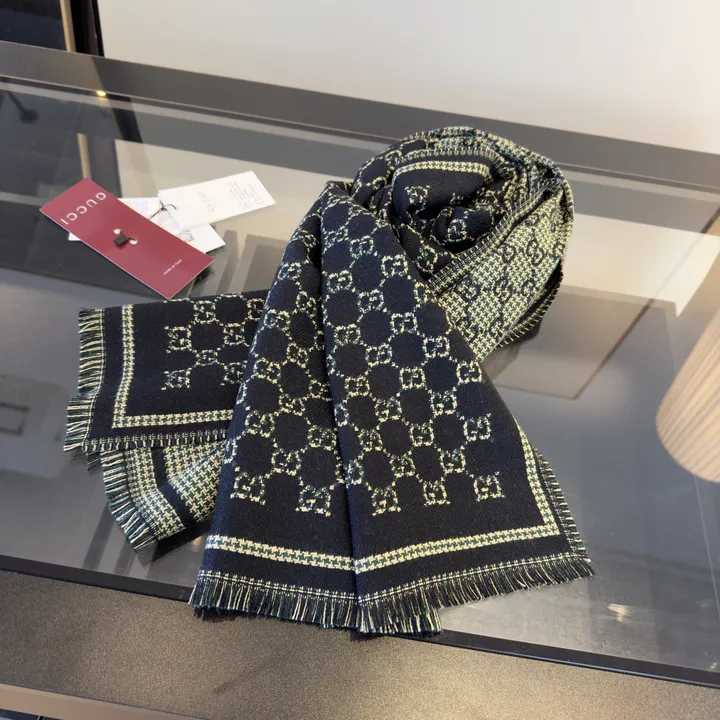 スーパーコピー グッチ マフラー