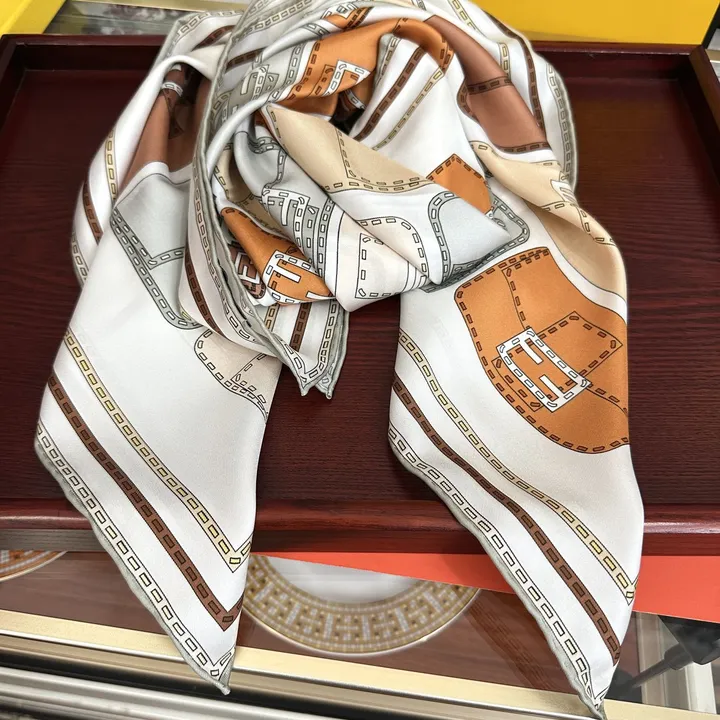 スーパーコピー フェンディ マフラー