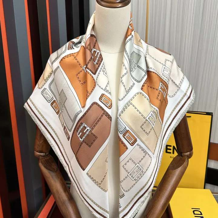 スーパーコピー フェンディ マフラー