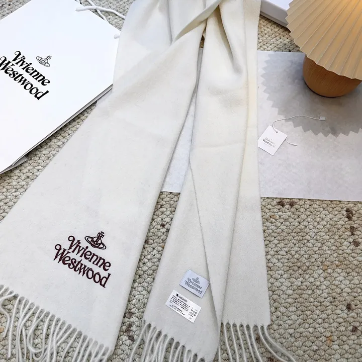 スーパーコピー ヴィヴィアン・ウエストウッド マフラー