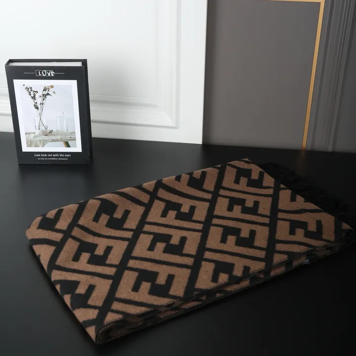 スーパーコピー フェンディ マフラー