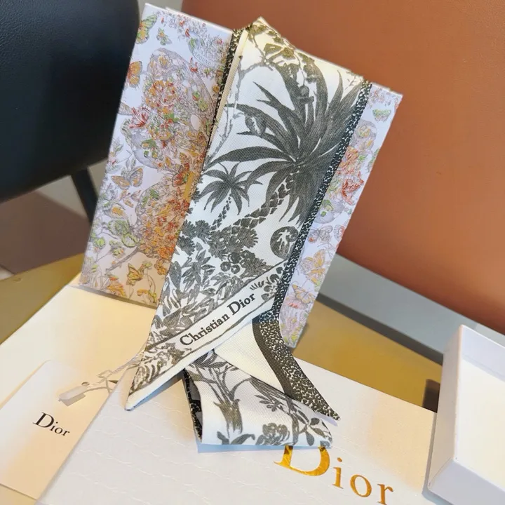 スーパーコピー ディオール マフラー