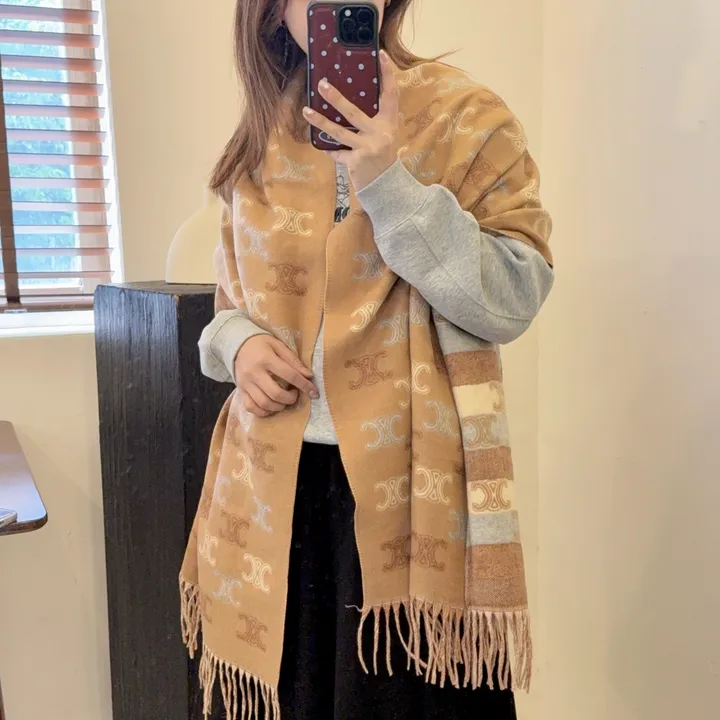 スーパーコピー セリーヌ マフラー