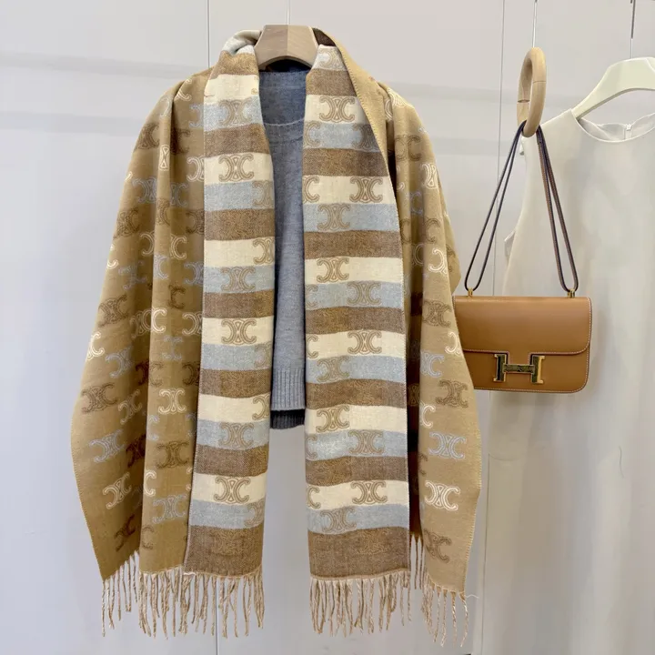 スーパーコピー セリーヌ マフラー