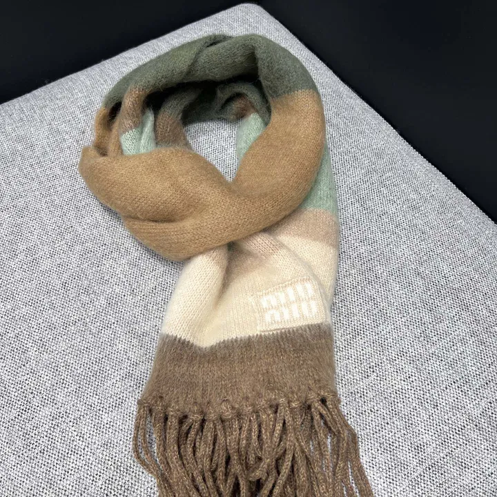 スーパーコピー フェンディ マフラー