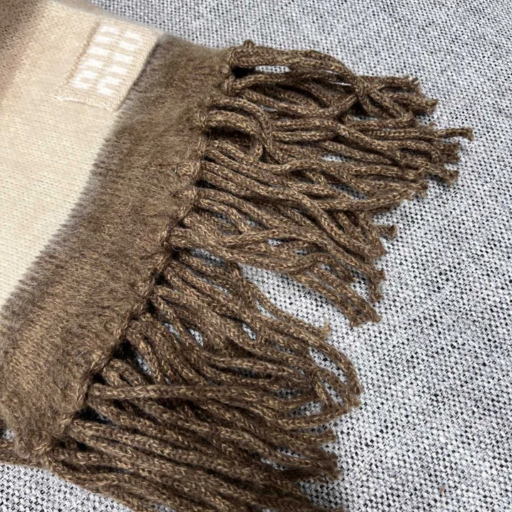 スーパーコピー フェンディ マフラー