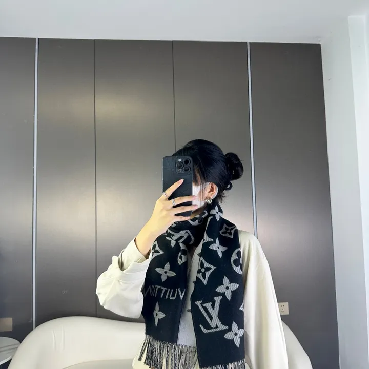 スーパーコピー ルイヴィトン マフラー