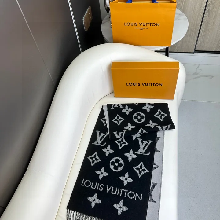 スーパーコピー ルイヴィトン マフラー