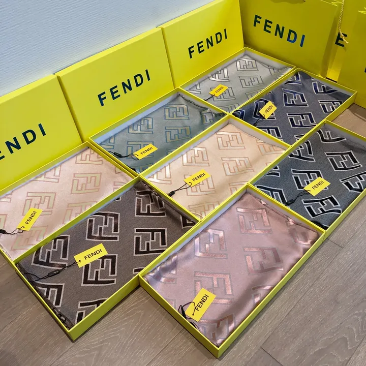 スーパーコピー フェンディ マフラー