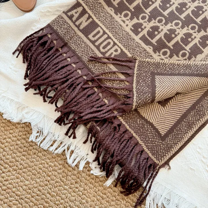 スーパーコピー フェンディ マフラー