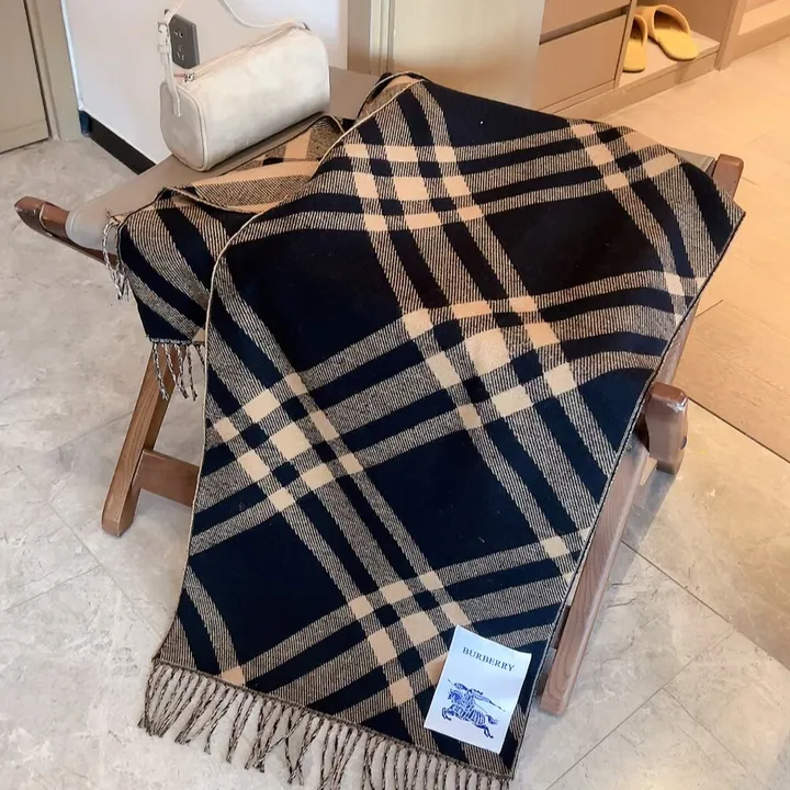 スーパーコピー バーバリー ス マフラー