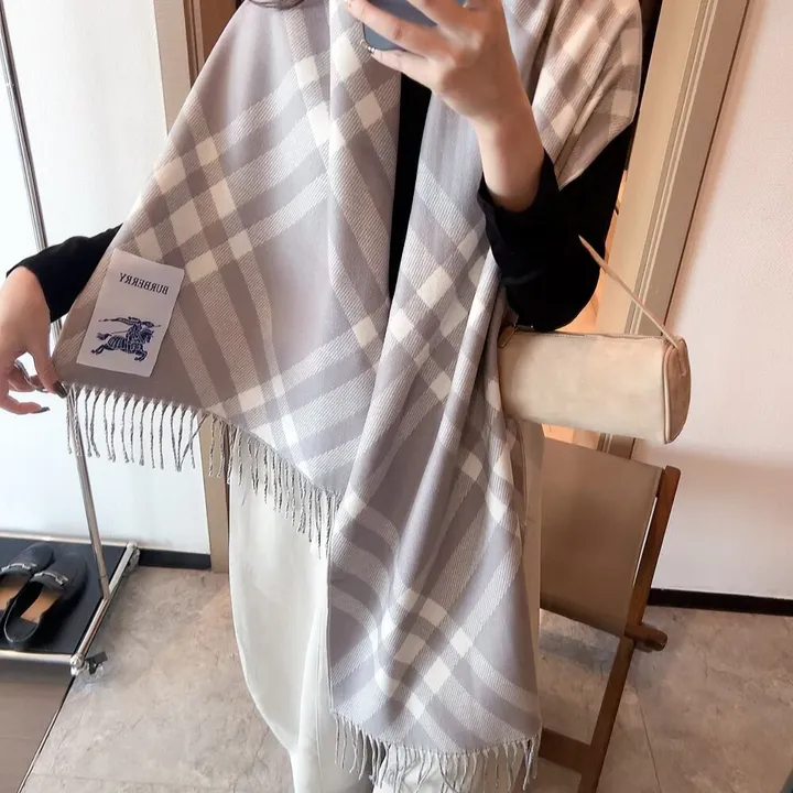 スーパーコピー バーバリー ス マフラー