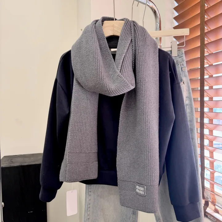 スーパーコピー フェンディ マフラー