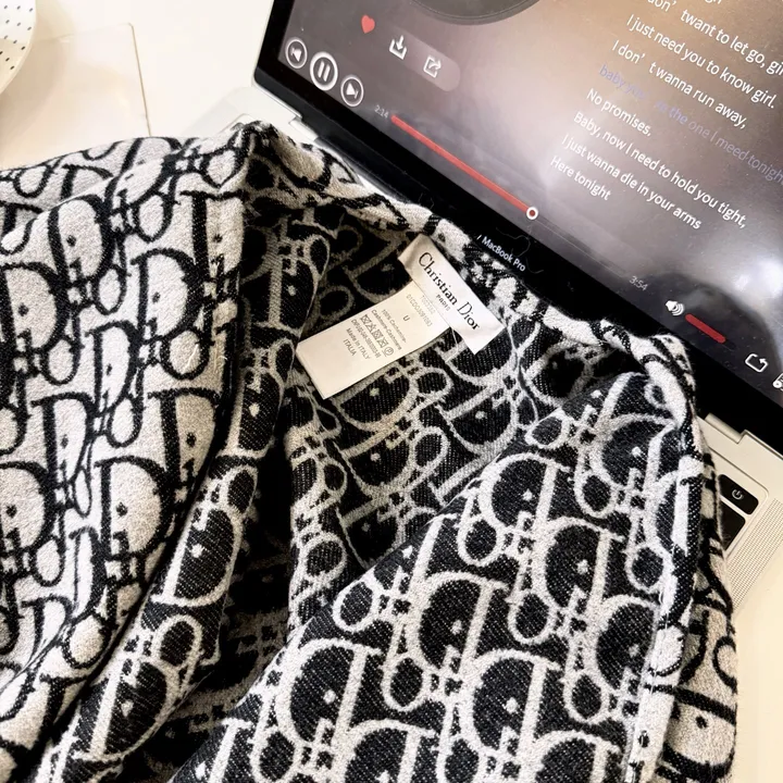 スーパーコピー ディオール マフラー