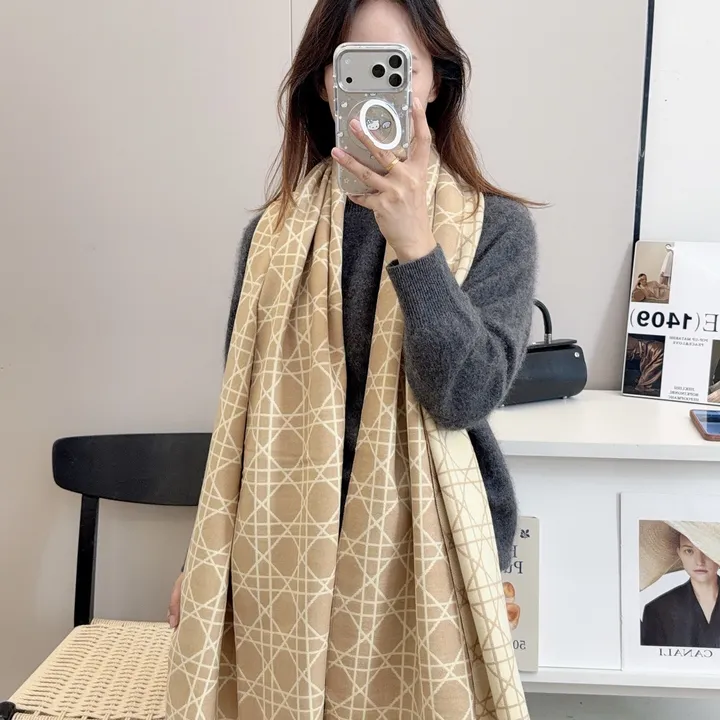 スーパーコピー ディオール マフラー