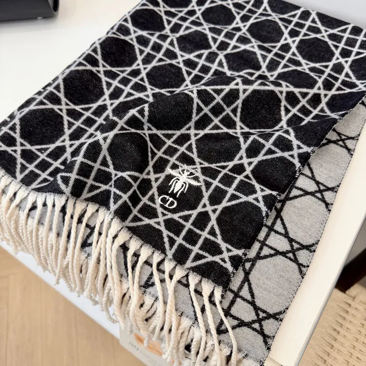 スーパーコピー ディオール マフラー