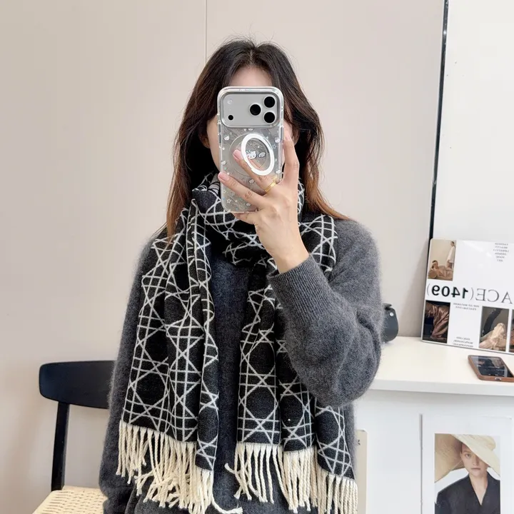 スーパーコピー ディオール マフラー