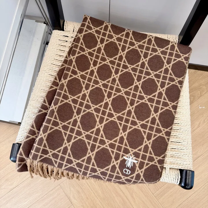 スーパーコピー ディオール マフラー