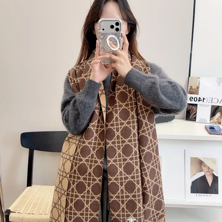 スーパーコピー ディオール マフラー