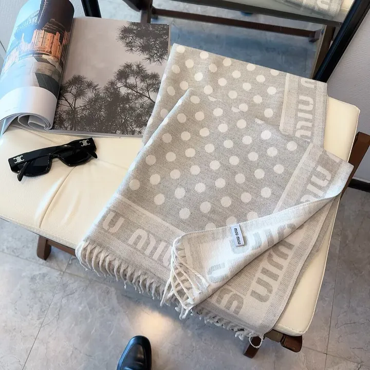 スーパーコピー フェンディ マフラー