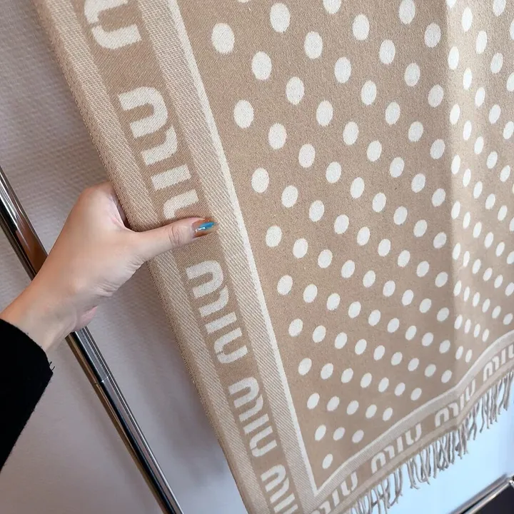 スーパーコピー フェンディ マフラー