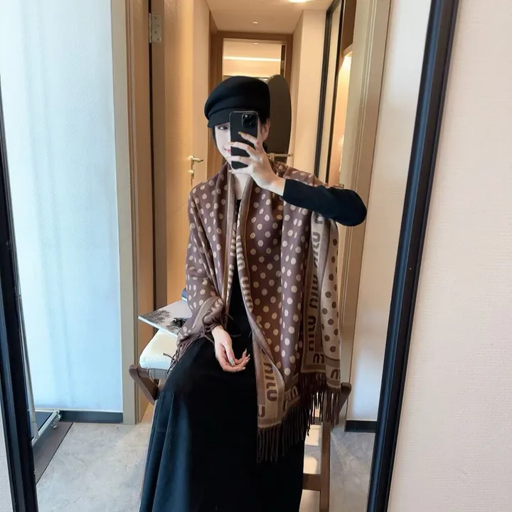 スーパーコピー フェンディ マフラー