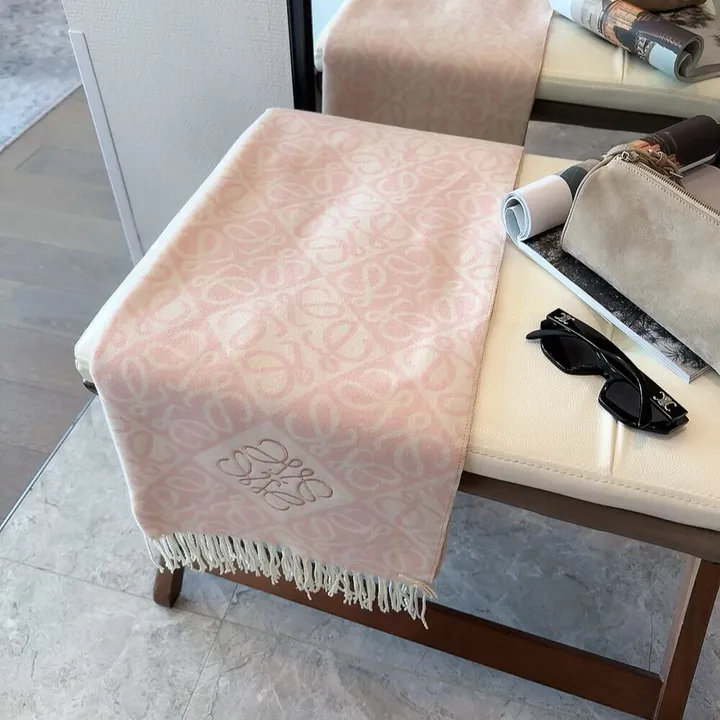 スーパーコピー ロエベ マフラー