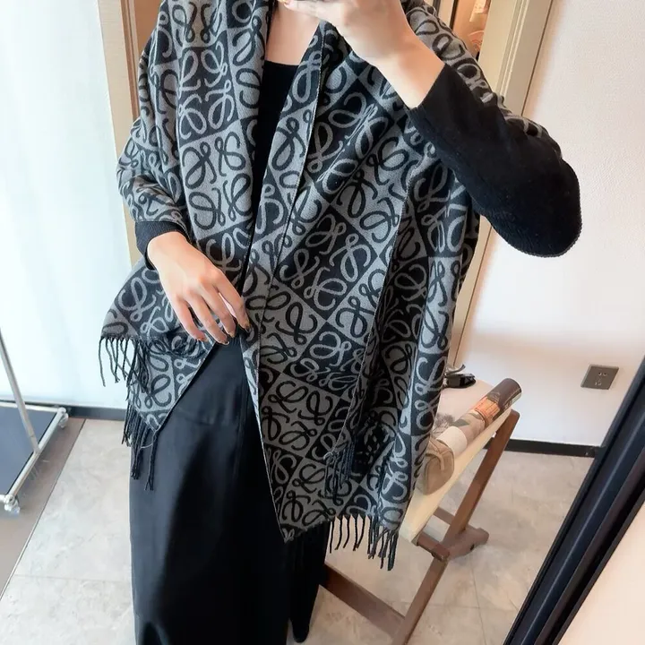 スーパーコピー ロエベ マフラー