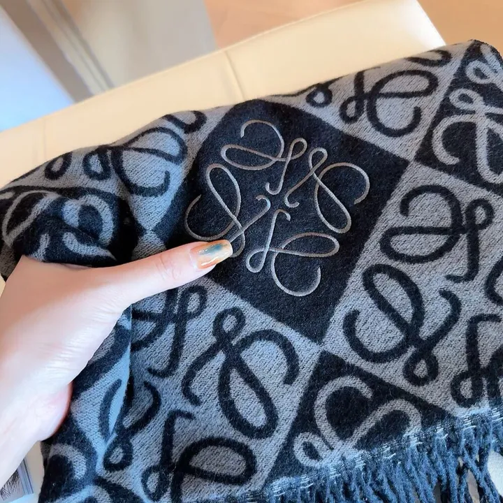 スーパーコピー ロエベ マフラー