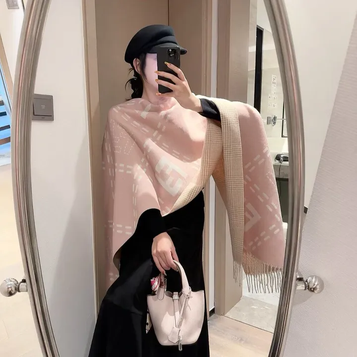 スーパーコピー フェンディ マフラー