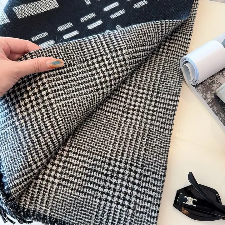 スーパーコピー フェンディ マフラー