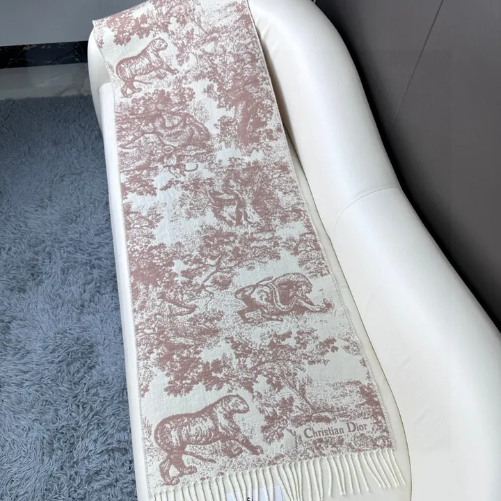 スーパーコピー ディオール マフラー