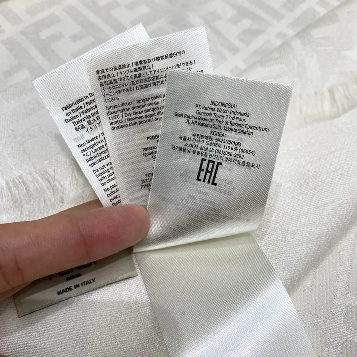 スーパーコピー フェンディ マフラー