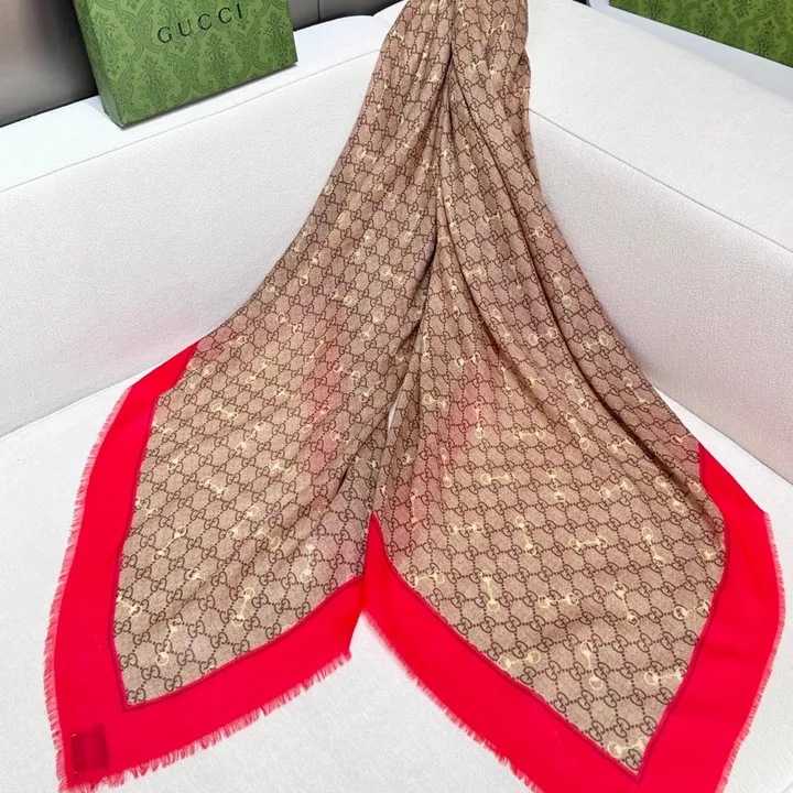 スーパーコピー グッチ マフラー