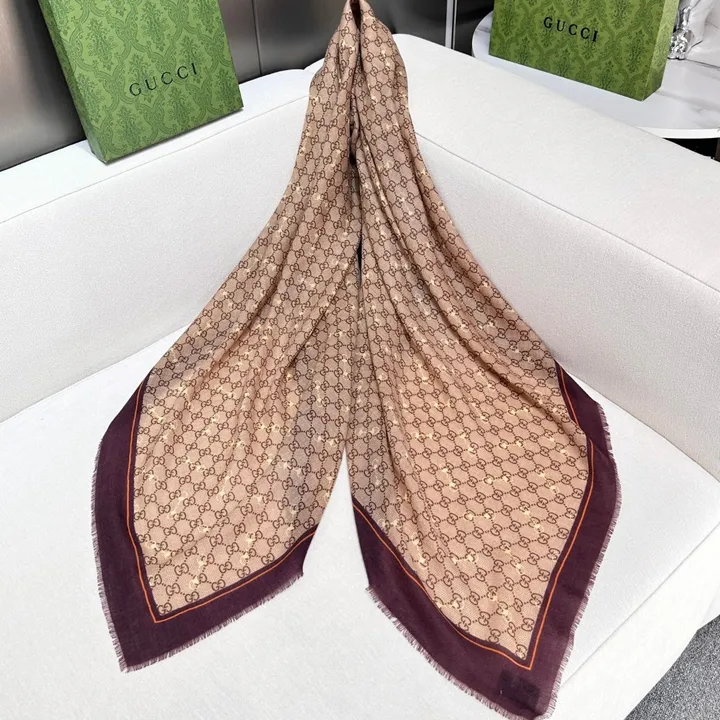 スーパーコピー グッチ マフラー