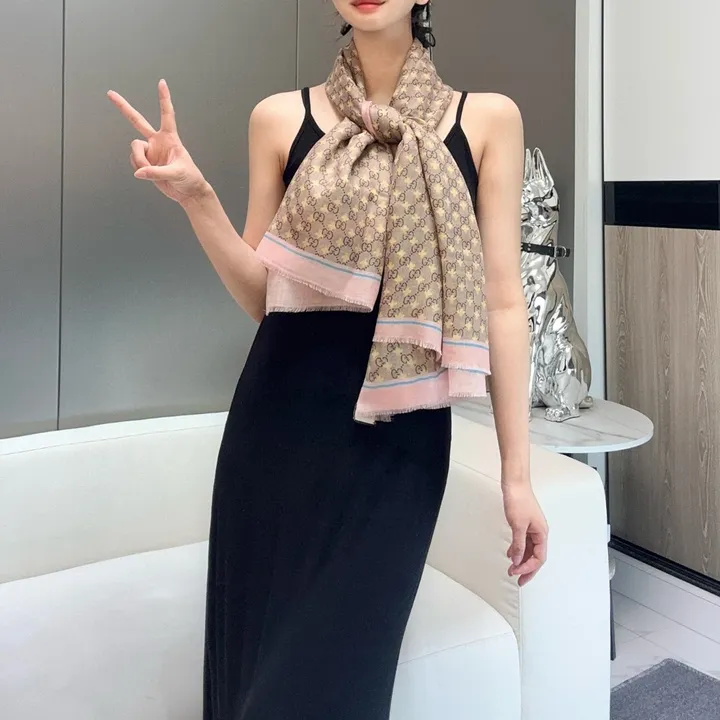 スーパーコピー グッチ マフラー