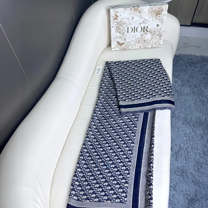 スーパーコピー ディオール マフラー