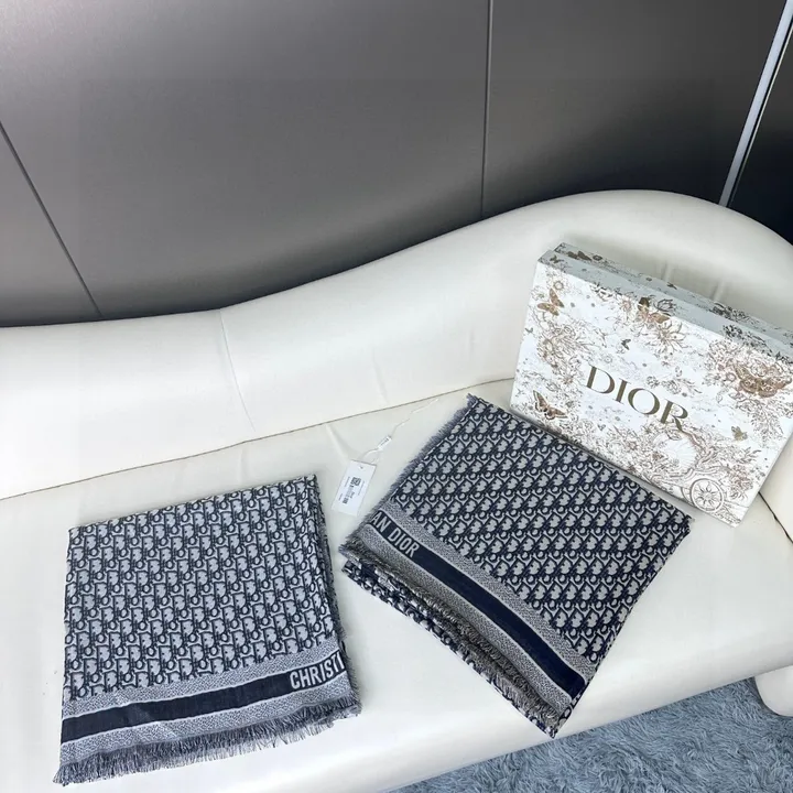 スーパーコピー グッチ マフラー