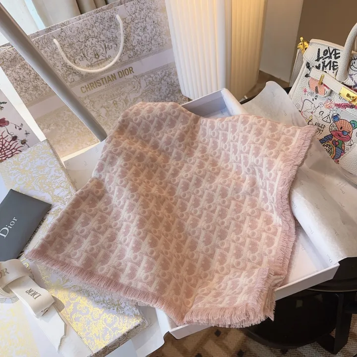 スーパーコピー ディオール マフラー