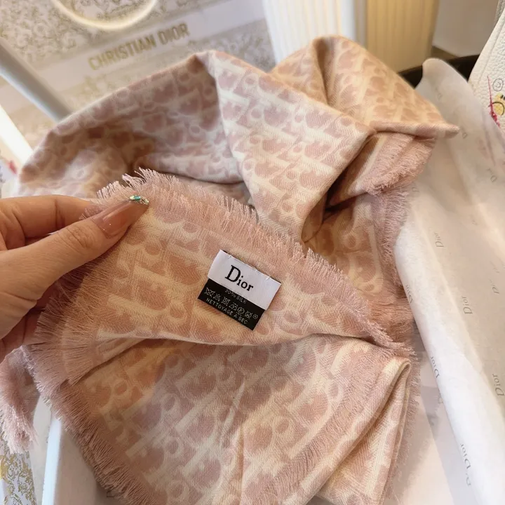 スーパーコピー ディオール マフラー