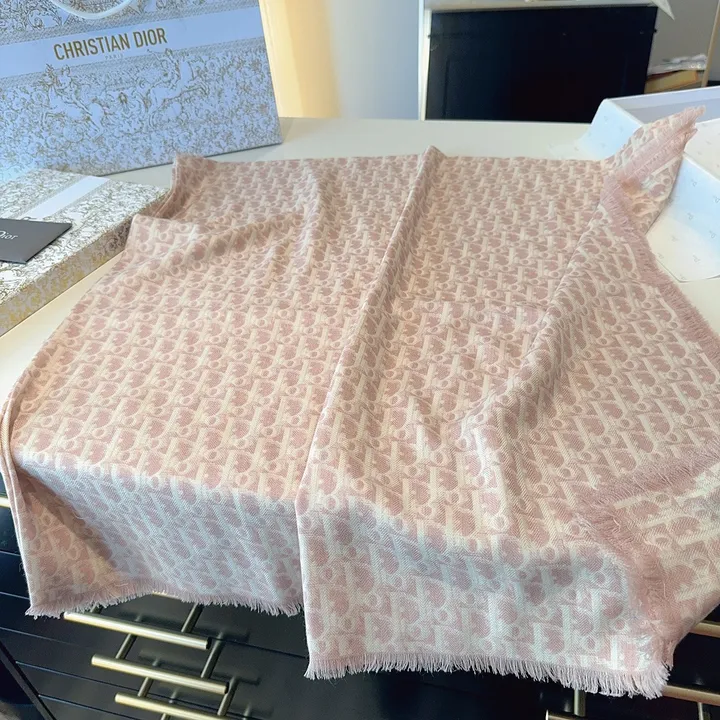 スーパーコピー ディオール マフラー